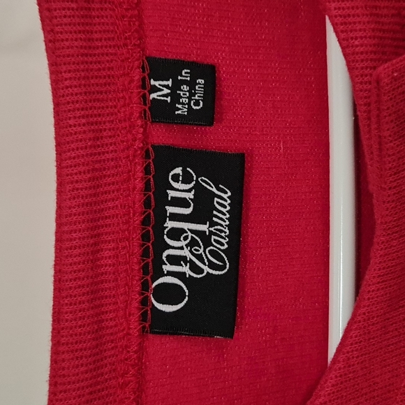 FESTIVE CHRISTMAS SWEATER - Picture 10 of 12